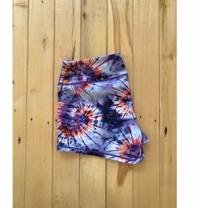 Born Primitive Tie-Dye Shorts (L)